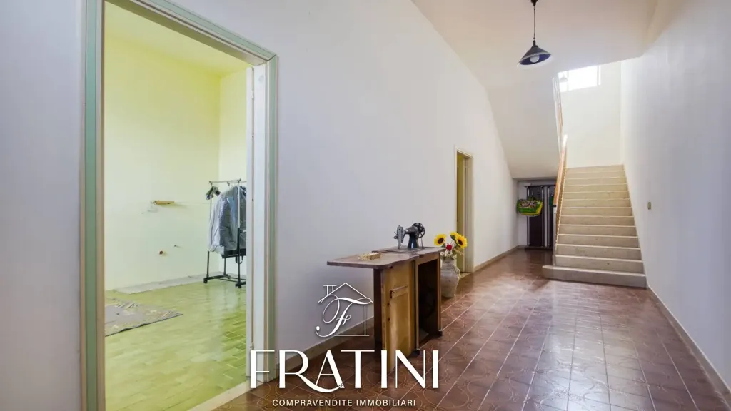 Hallway - Independent House with Panoramic Terrace in Sant'Egidio alla Vibrata