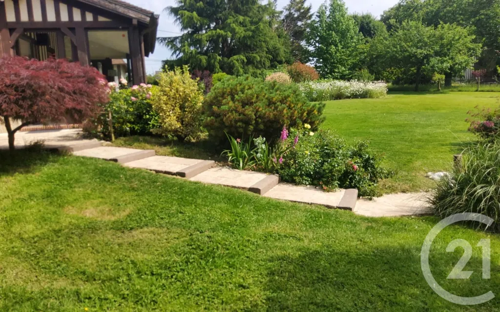 6-room house in Pont-l'Évêque