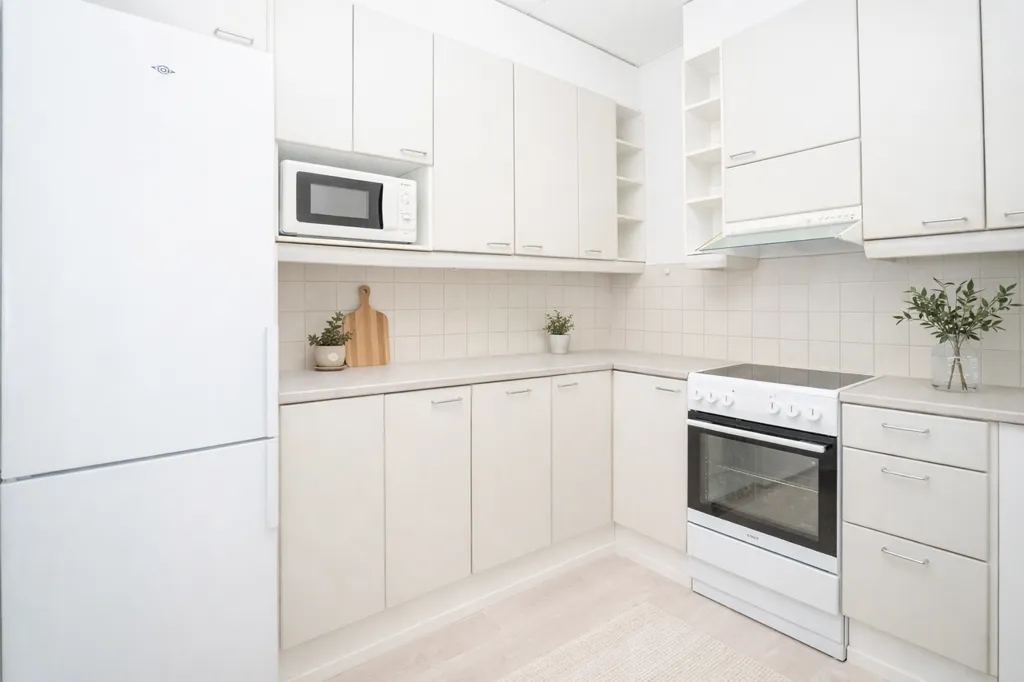 Cuisine - Bright Studio with Balcony in Rajakylä, Oulu