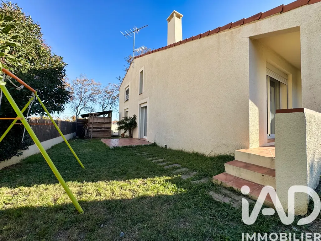 Aed - Villa with Pool in Perpignan
