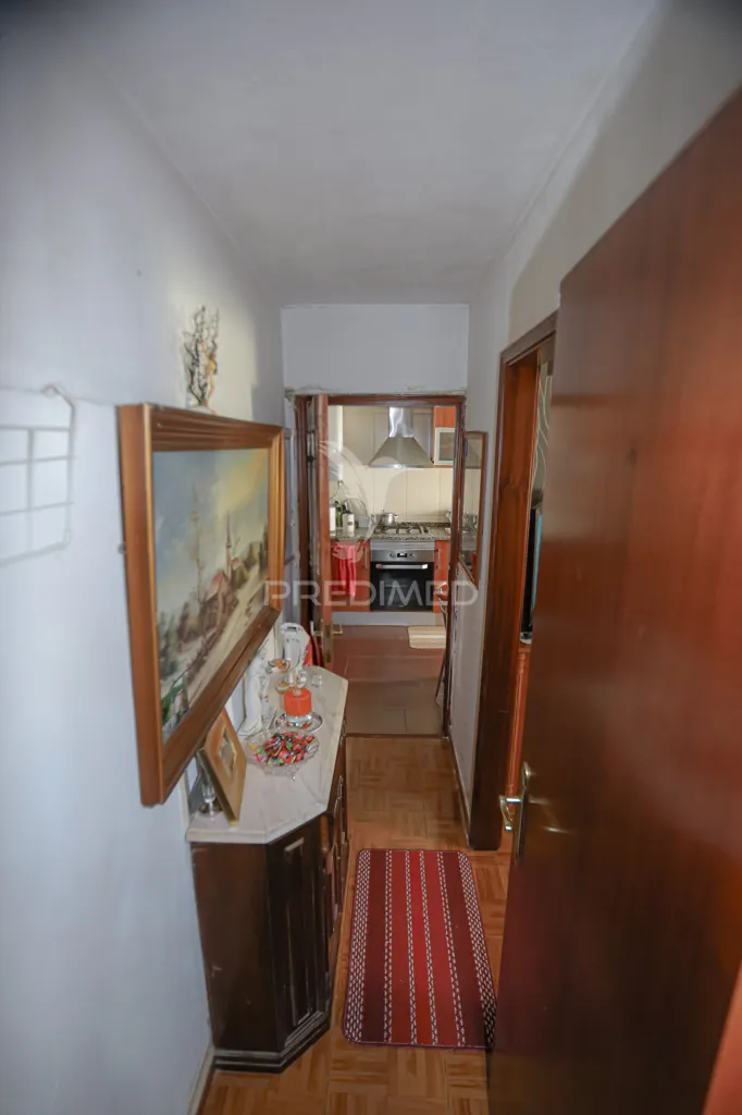 Hallway - T3 Apartment with Garden in Olivais, Lisbon