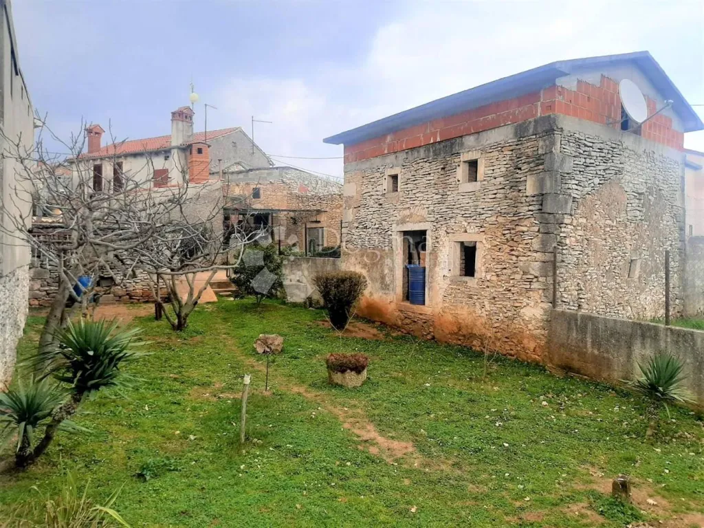 Giardino - Two Renovated Istrian Houses in Marčana