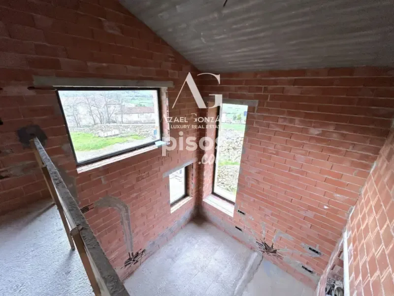 Toad - House with Valley Views in Villacarriedo