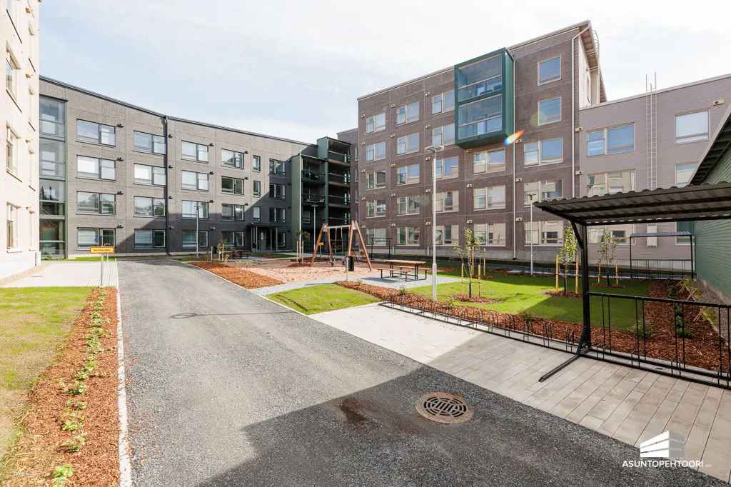 Giardino - Modern Studio with Balcony in Lamminpää, Tampere