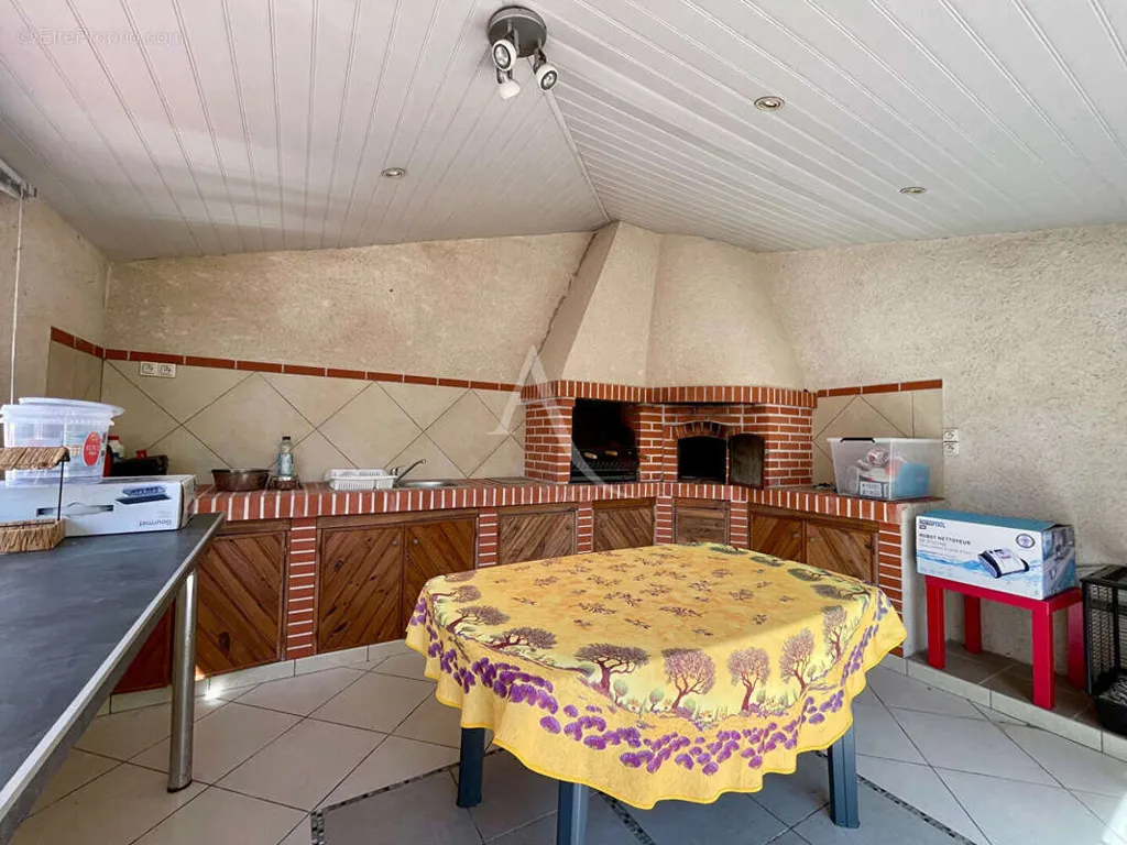 Cuisine - Maison avec Piscine et Studio à Selles-sur-Cher