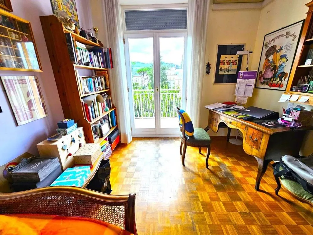 Studio - Penthouse with Panoramic Views in Bologna