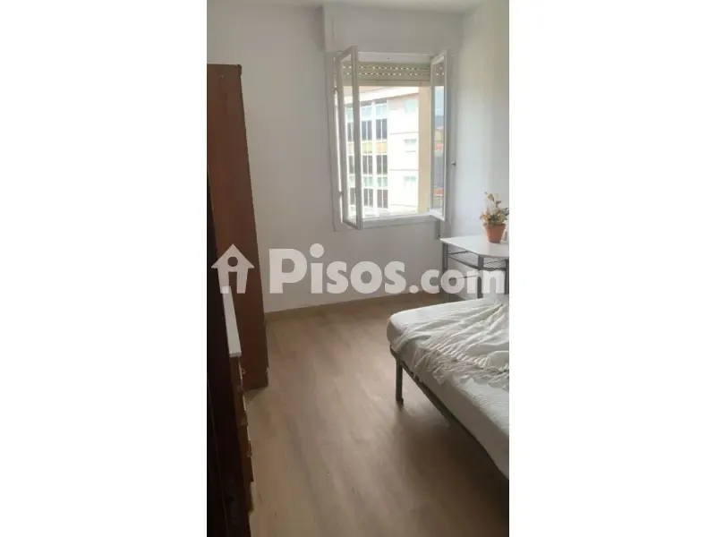 Camere da letto - Student Flat with Equipped Kitchen in Ponte Vella