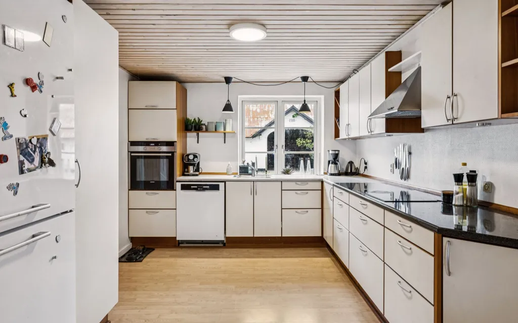 8-toaline maja asukohas Tjele