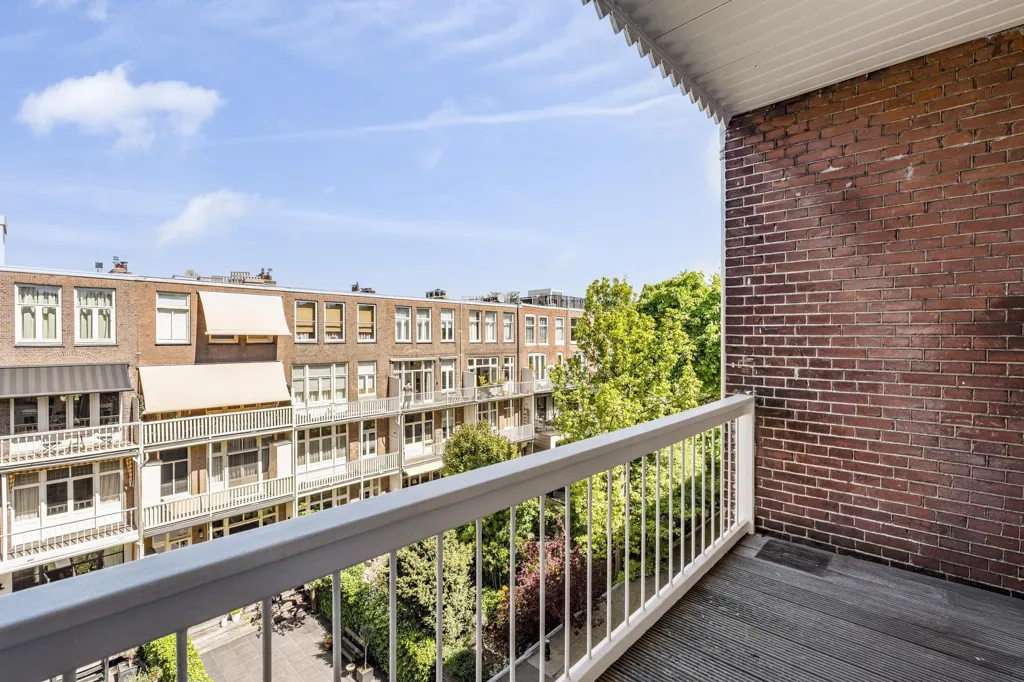 Balcone - Apartment with Rooftop Terrace in Amsterdam Oud-Zuid