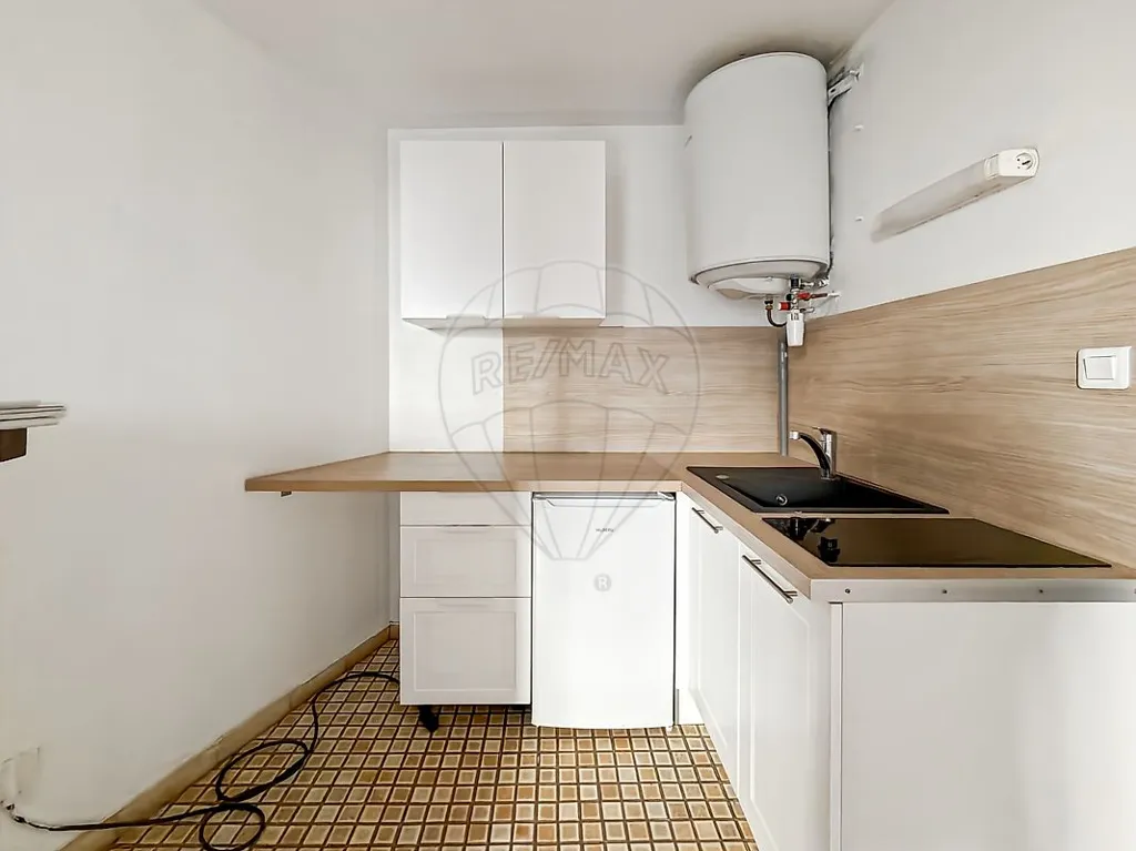 Cuisine - Appartement sans Chambre avec Terrasse à Paris