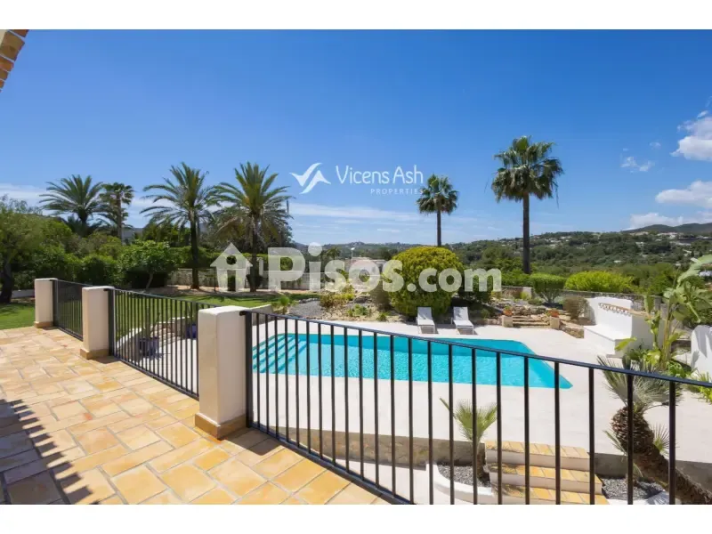 Bassein - Renovated Villa with Pool in Jávea
