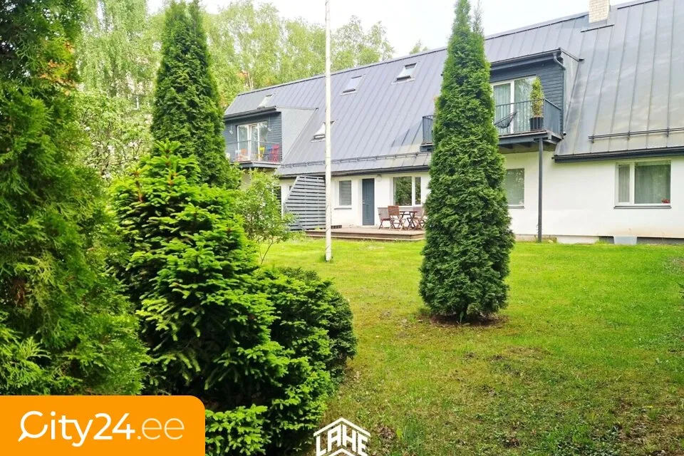 Aed - 5-Bedroom Apartment with Balcony in Tartu
