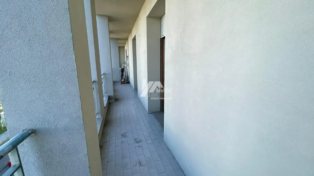 Balcon - Modernised Two-Bedroom Apartment in Brescia
