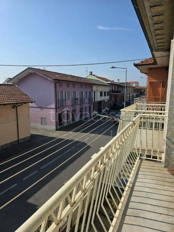 Balcone - Apartment with Private Garage in Volpiano