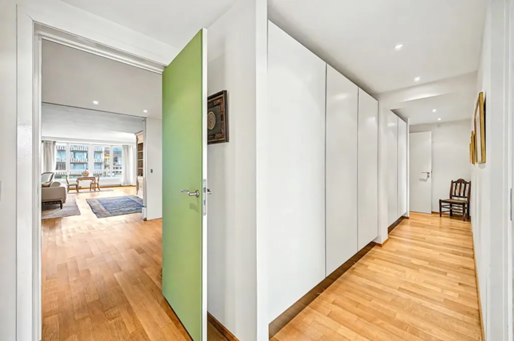Hallway - Spacious Flat with Terrace in Avenue Louise