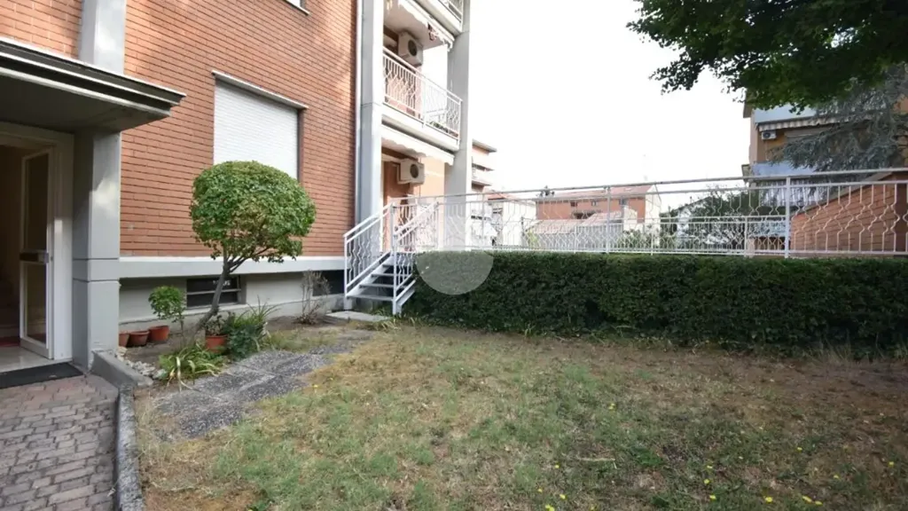 Garden - Apartment with 40m² Terrace in Fidenza