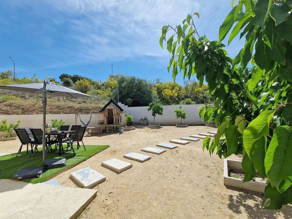 Aed - Chalet with Pool in Toledo's Beato Area