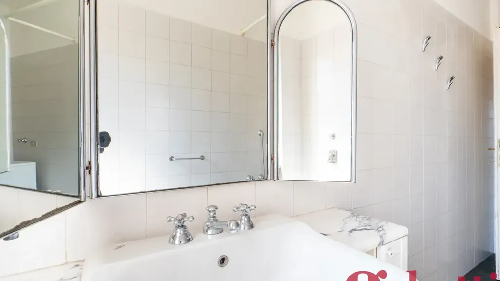 Salles de bain - Triplex with Balconies in Lambrate, Milan