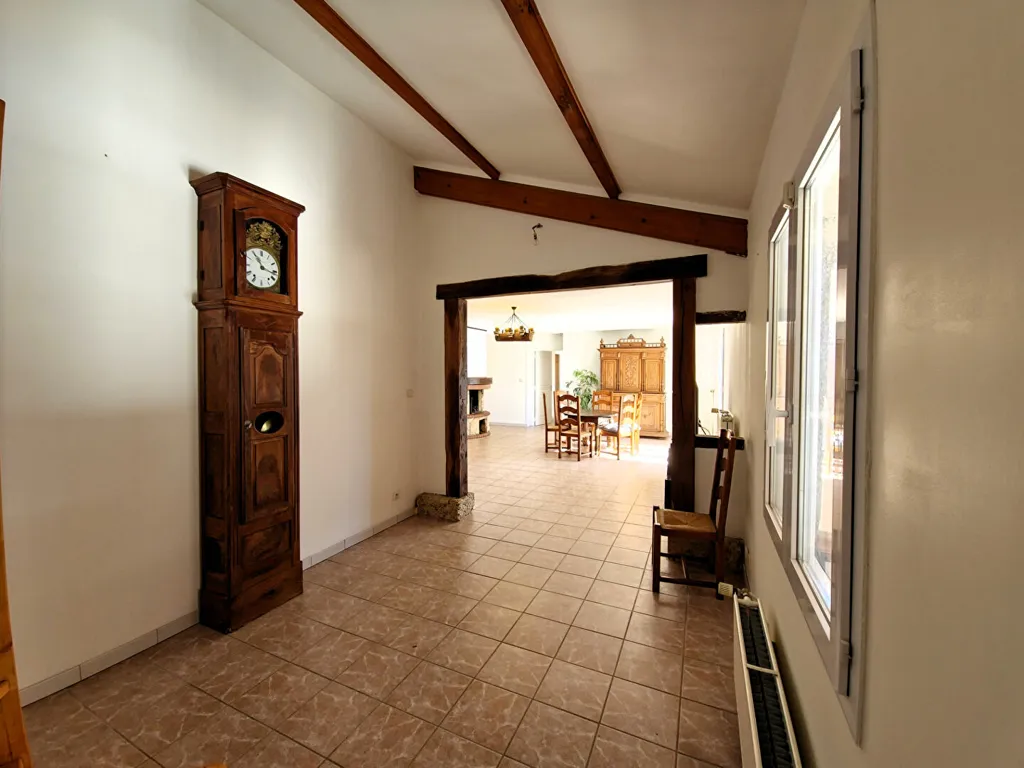 Entrée - Maison avec Piscine et Dépendance à Poucharramet