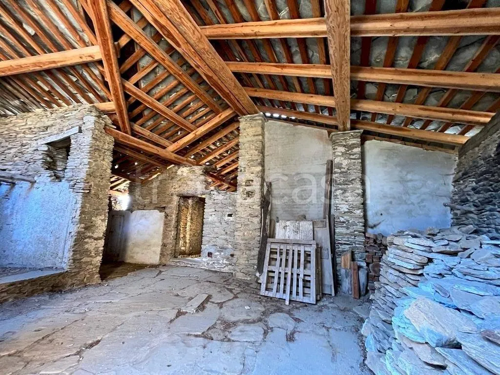 Toad - Rustic Property with Sunlit Garden in Melle