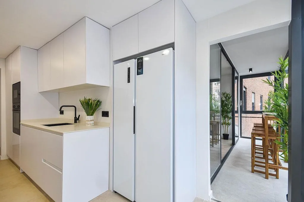 Cuisine - Apartment with Balcony in Sarrià, Barcelona