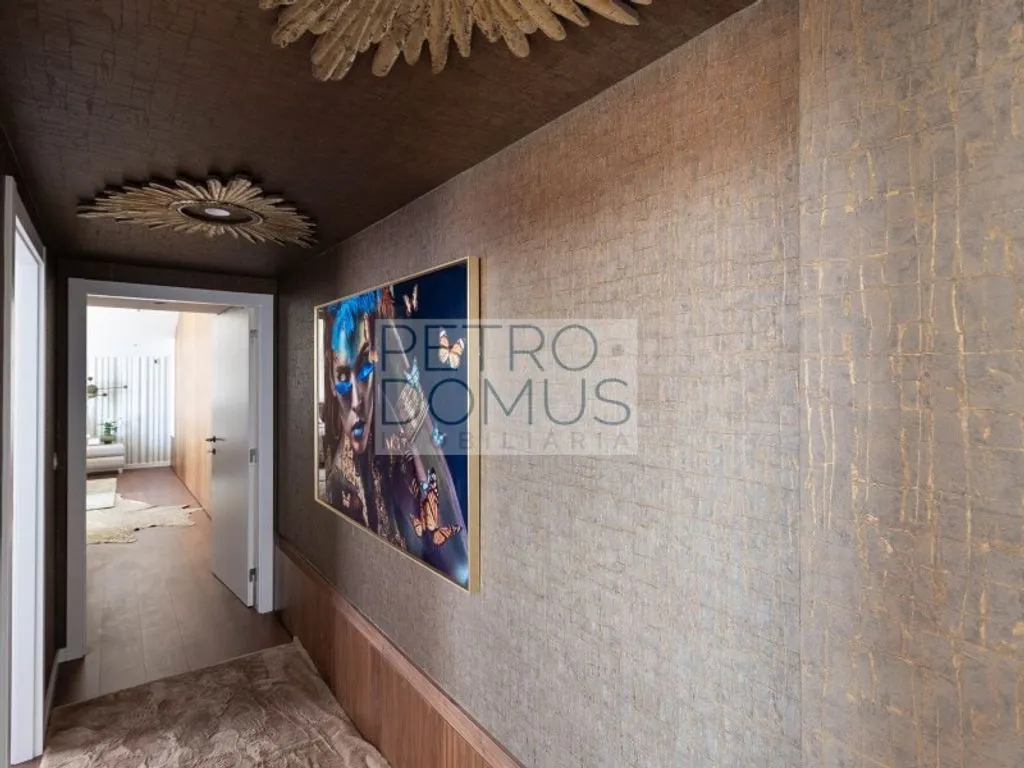 hallway_entrance
