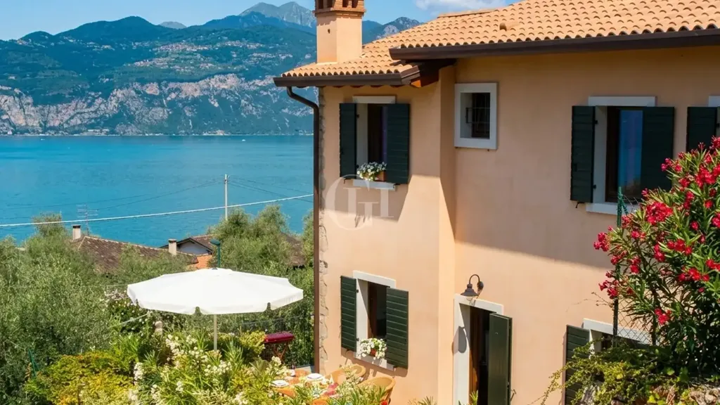 Välivaade - Villa with Private Terraced Garden in Brenzone