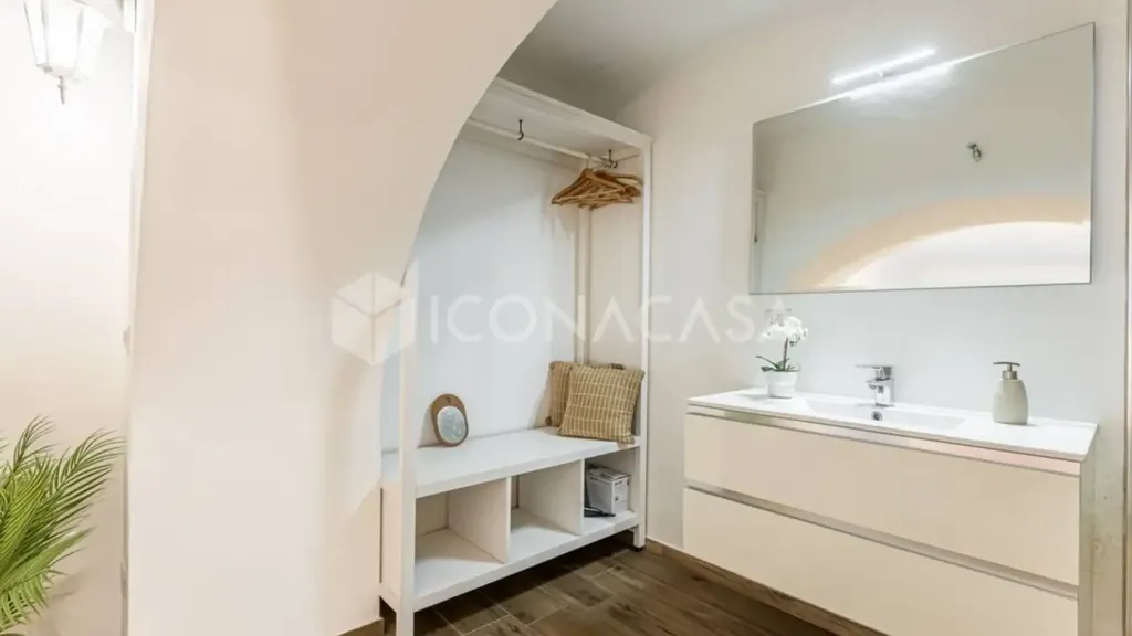 Vannitoad - Rearranged Loft in Central Milan