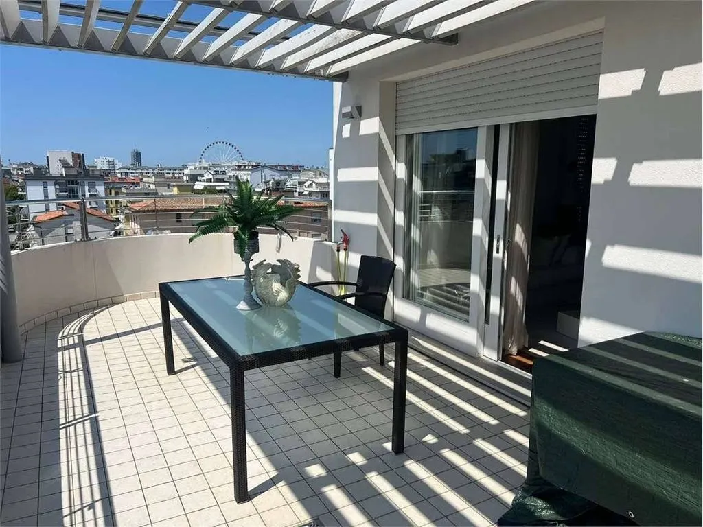 Terrass - Luxury Penthouse with Sea View in Jesolo