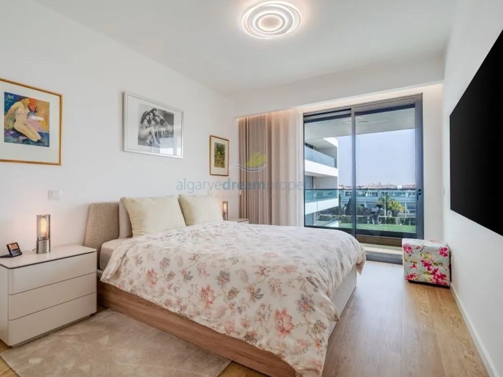 Magamistoad - 2-Bedroom Flat with Pool in Albufeira