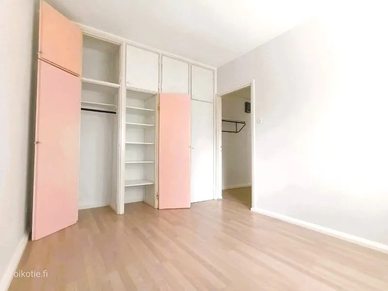 Stanze - Modernised Apartment with Park Views in Varkaus