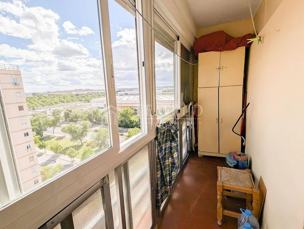 balcony