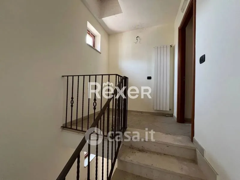 Pièces - Terraced Villa with Private Garden in Telese Terme