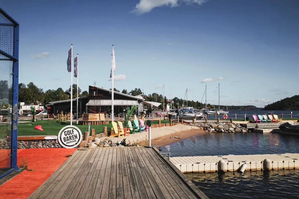 6-toaline maja asukohas Ekerö kommun