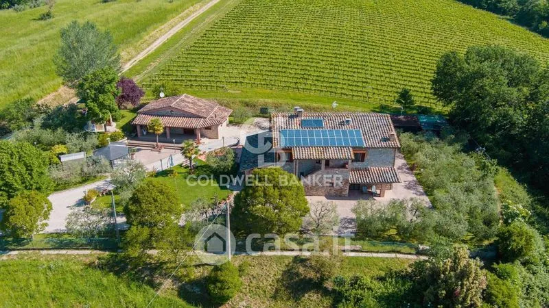 Vista aerea - Rustic Umbrian Casale with Two Units in Perugia