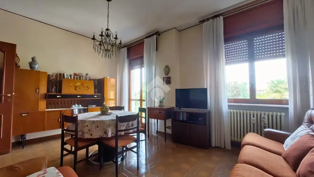 Salle à manger - Three-Bedroom Apartment with Balcony in Vittuone