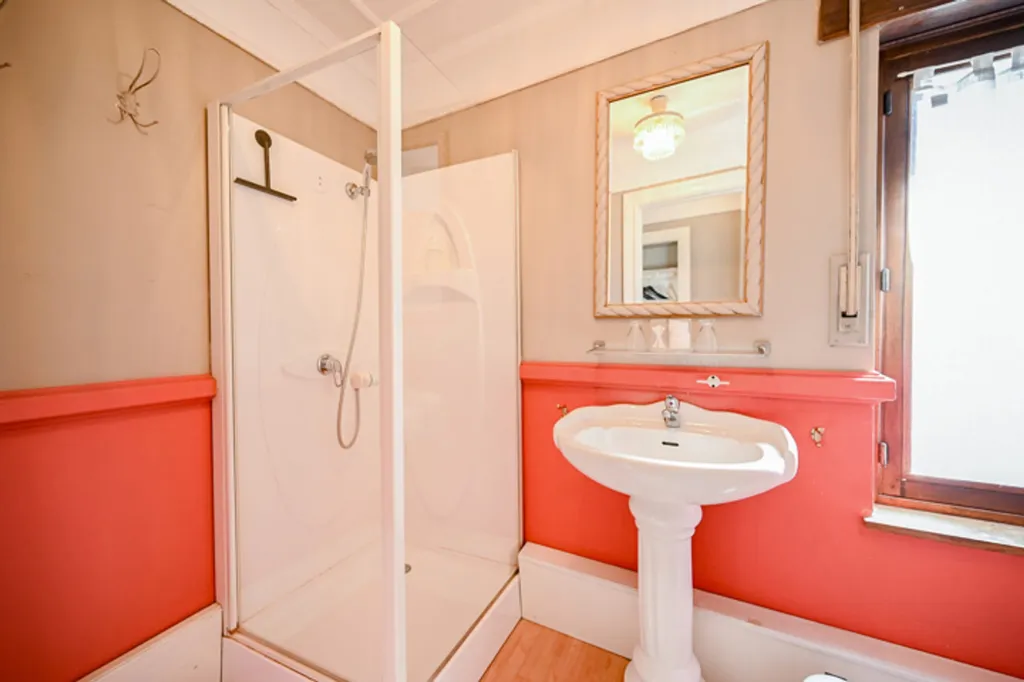 Salles de bain - Maison de vacances avec jardin à proximité de Durbuy