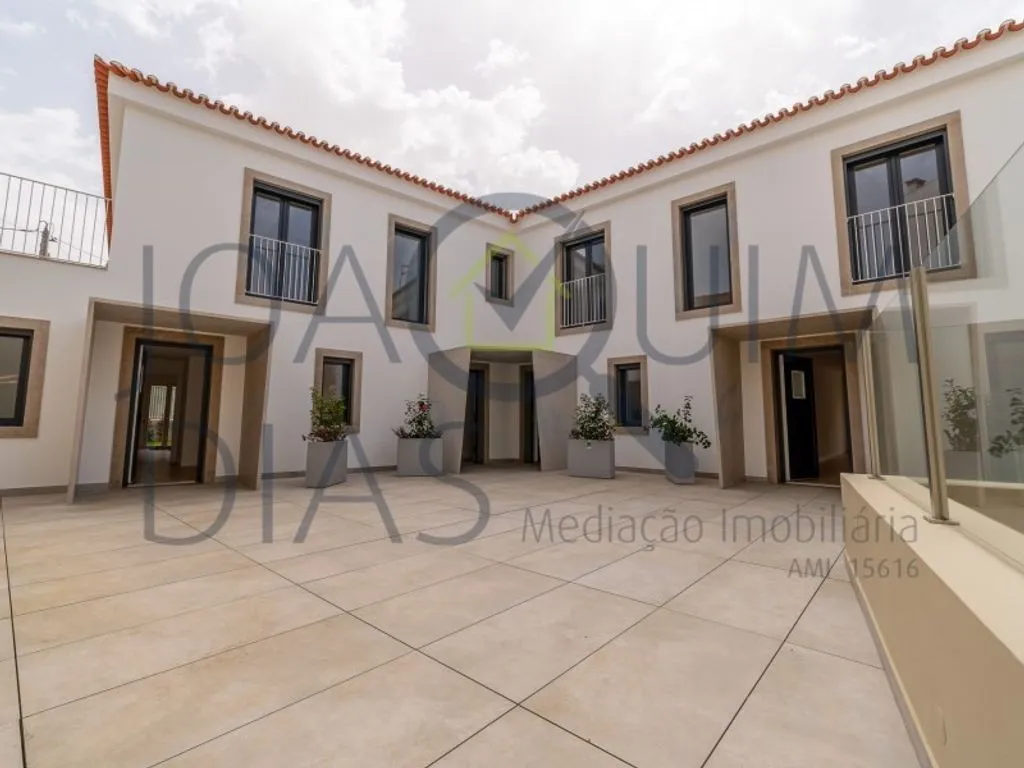 Jardin - Luxury House with Private Garage in Sintra