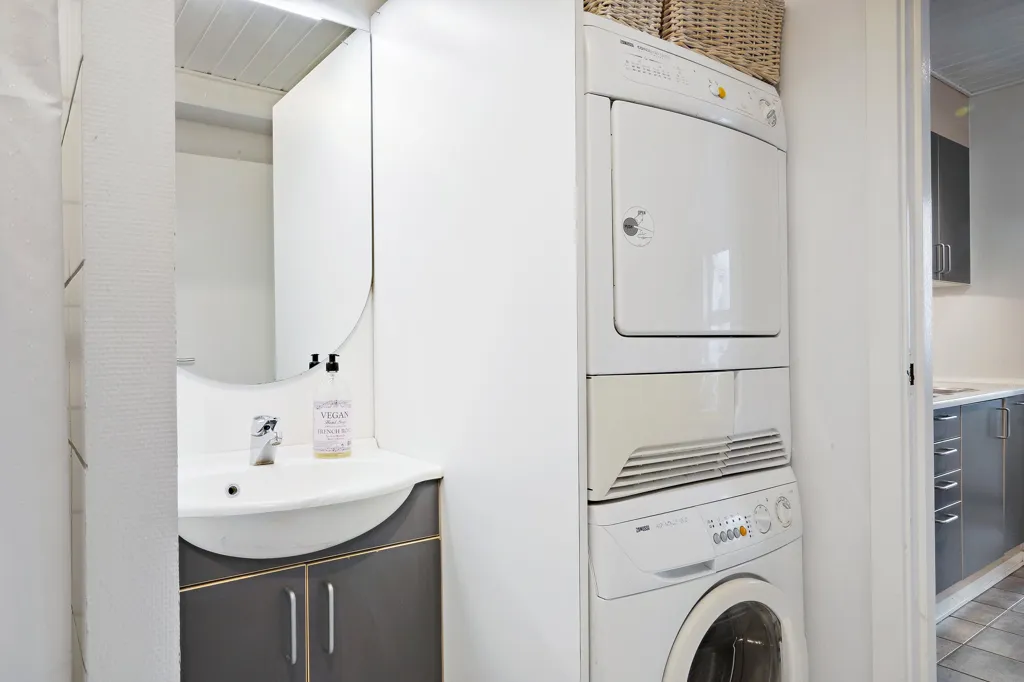 Pesuköök - Cozy 2-Bed Flat with Terrace in Kolding