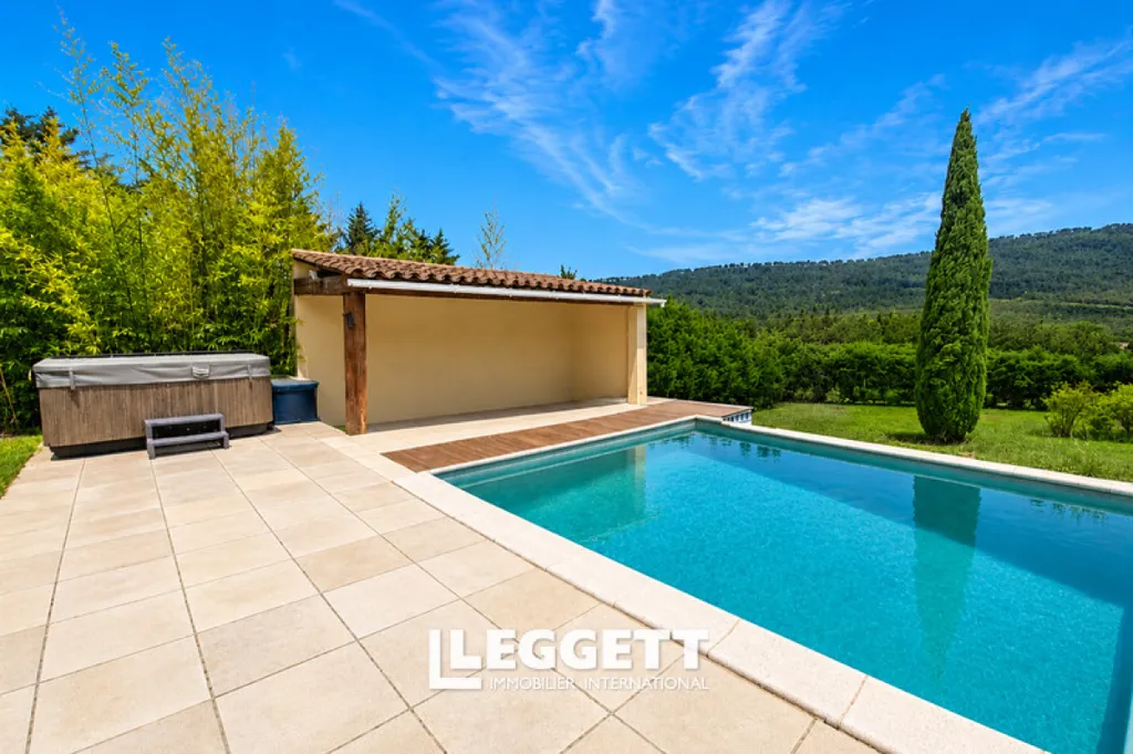 Pool - Family Villa with Pool in Brignoles