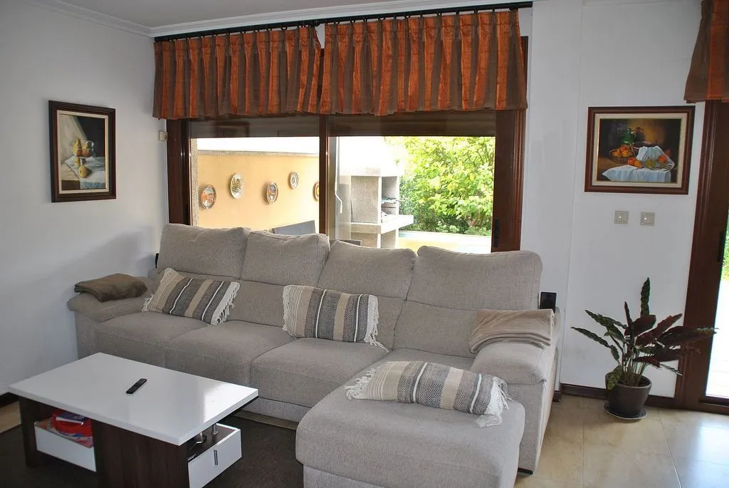 Séjour - Terraced House with Garden in Cangas