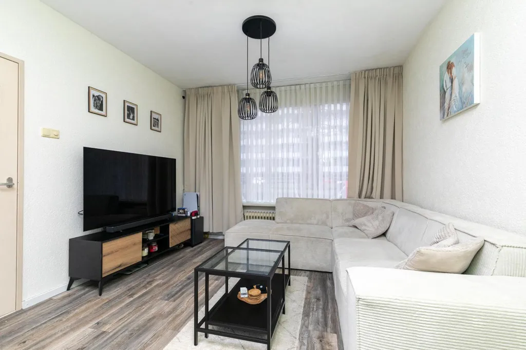 Living Room - 4-room house in Tilburg