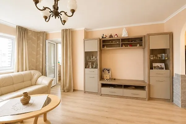 Séjour - 3-Bedroom Apartment with Lift in Narva