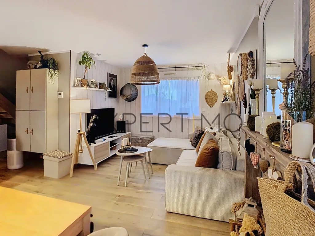 Pavillon de 2019 avec Terrasse à Thaon