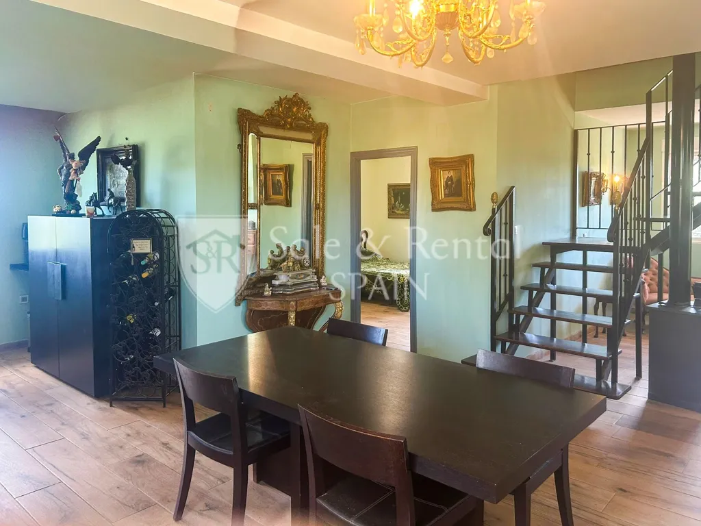 Sala da pranzo - Chalet with Pool and Terrace in Montserrat