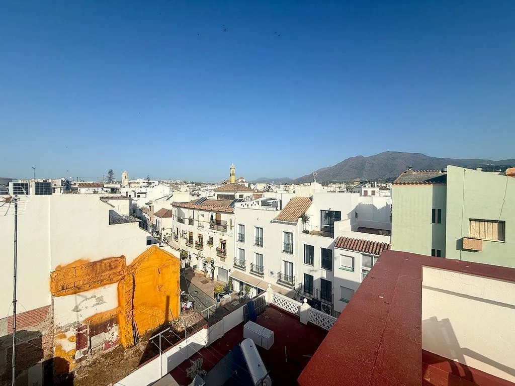 Balcon - Urban Flat with Rooftop Terrace in Estepona