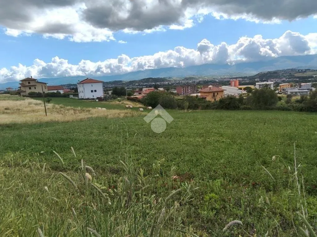 Garden - Buildable Residential Plot in Luzzi