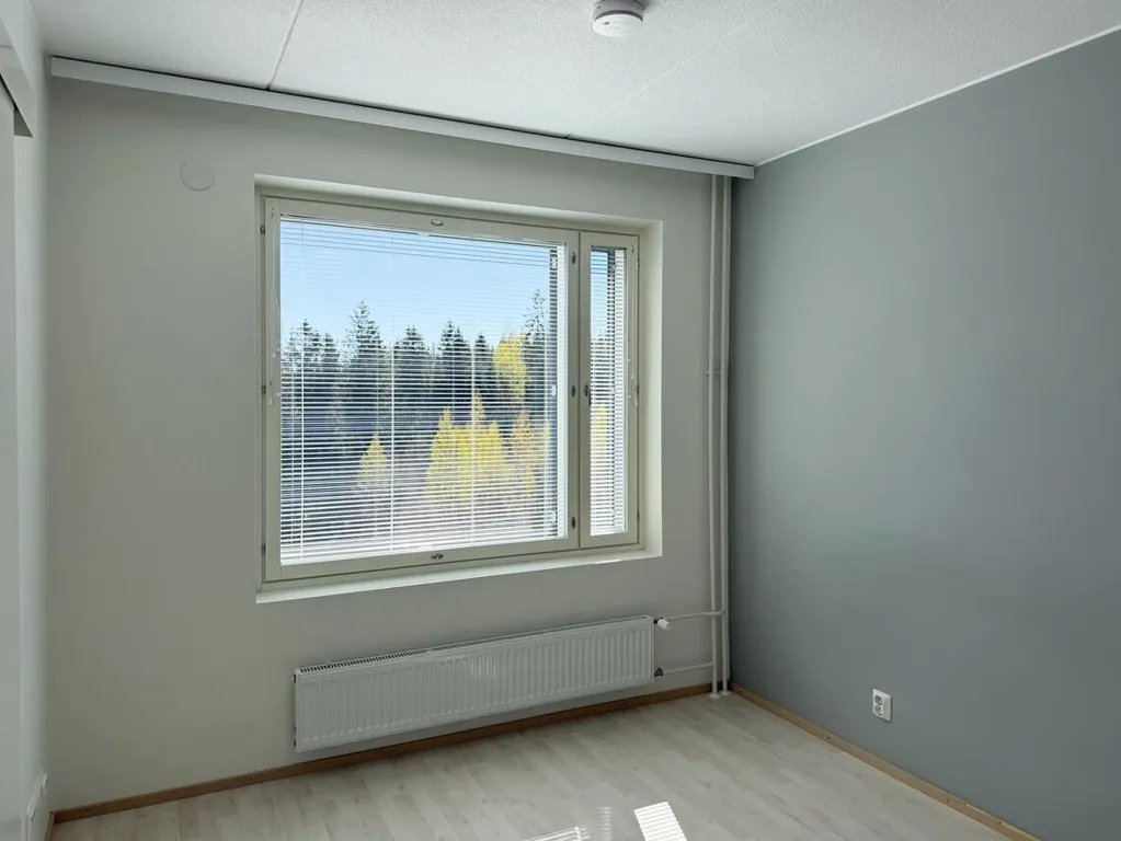 Pièces - Modern Flat with Glazed Balcony in Vuores