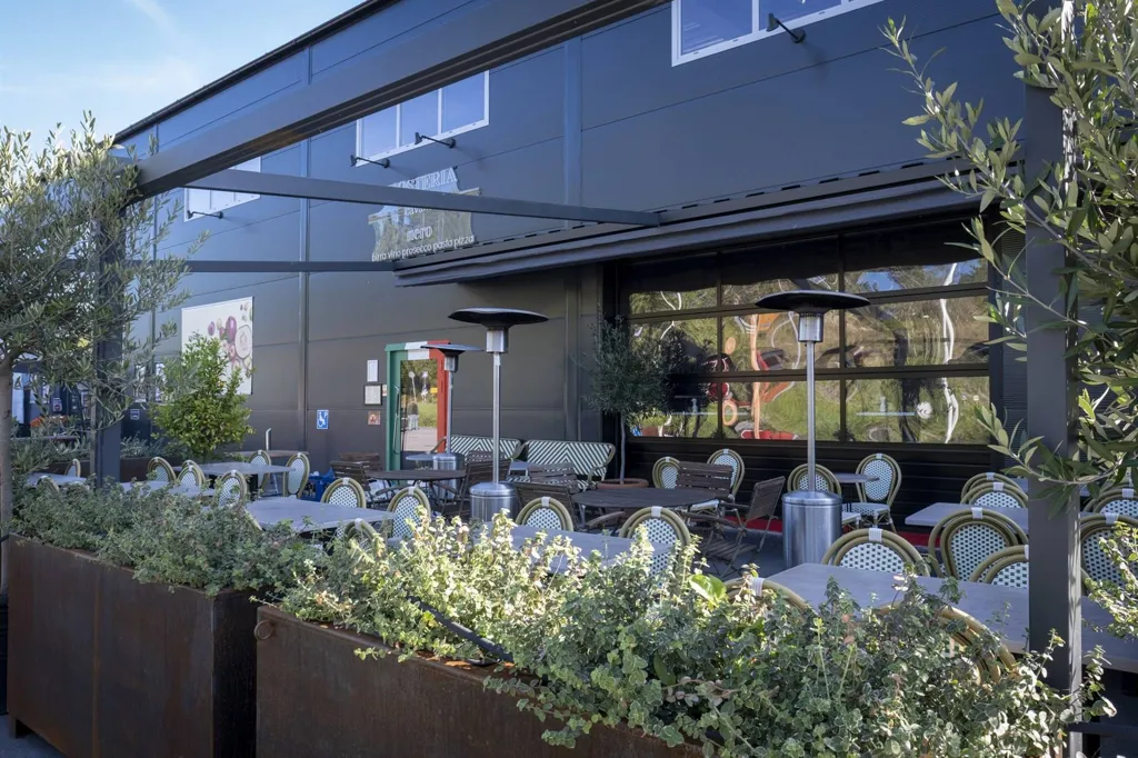 Terrasse - Modern Villa with Water View in Österåker