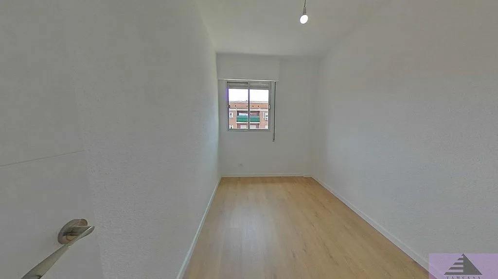 Pièces - Fully Renovated Flat with Metro Access in Fuenlabrada